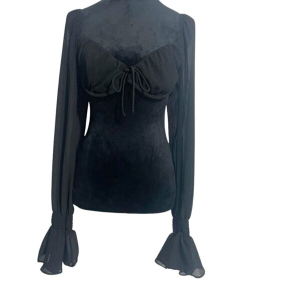 White Fox Size Small  Top Blouse Long Sleeve Black Back Tie Open Sexy - Picture 1 of 7